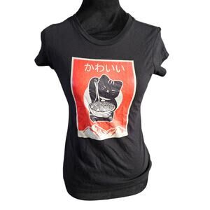 NWT District  T-Shirt  Kawaii cat anime eating noodles Size Medium